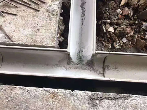 ˮ